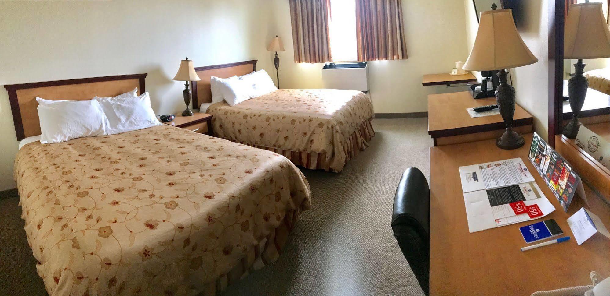 Park West Inn Winnipeg Kültér fotó